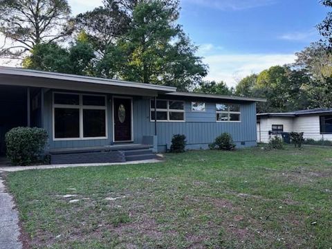 Homes For Sale - 728 S Park Ave<br/> Houston County, Dothan, AL 36301