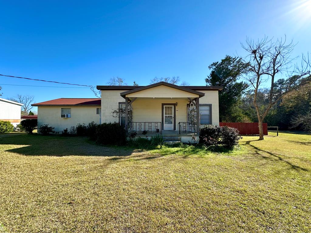 104 Mercer Dr, Ashford, Alabama image 1