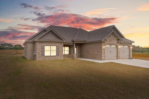 Homes For Sale - 7110 Judge Logue Road<br/> Newton, AL 36352