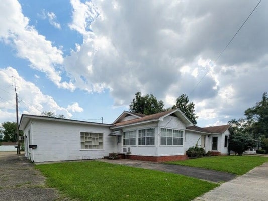 404 E STEWART AVE, OPP, AL 36467 - Image f457a2e514b4aeb4791252a56abd1b6c/978253283