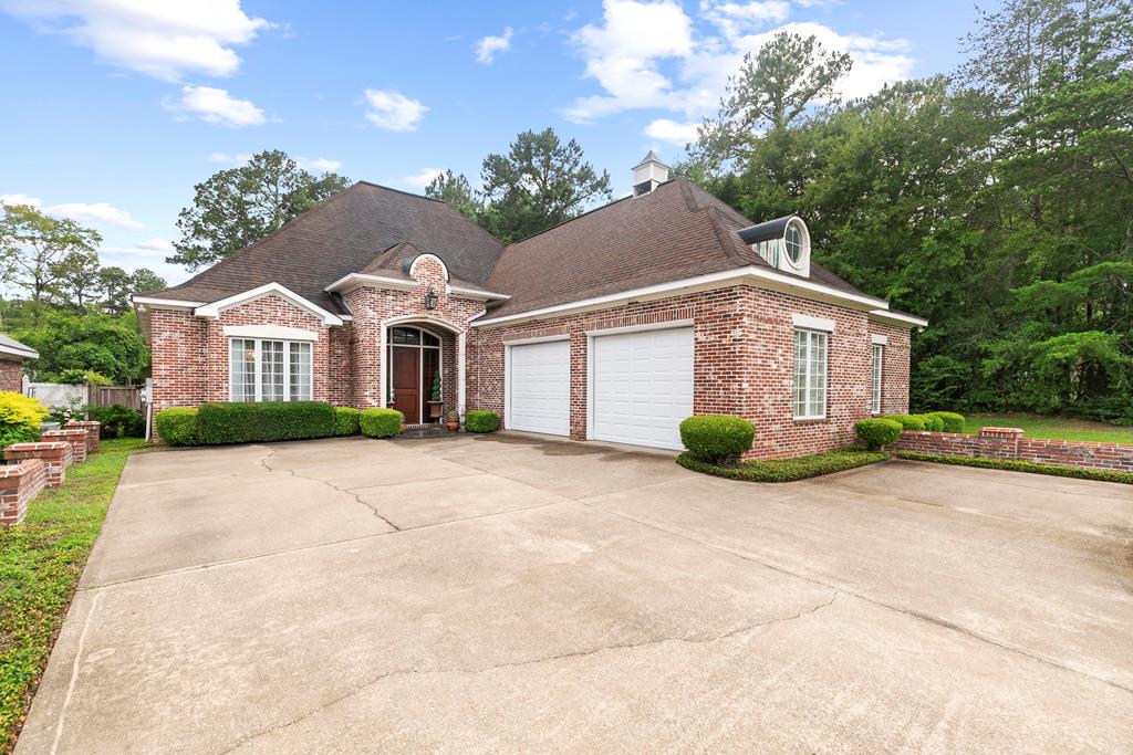 6 Williamsburg Place, Dothan, Alabama image 1