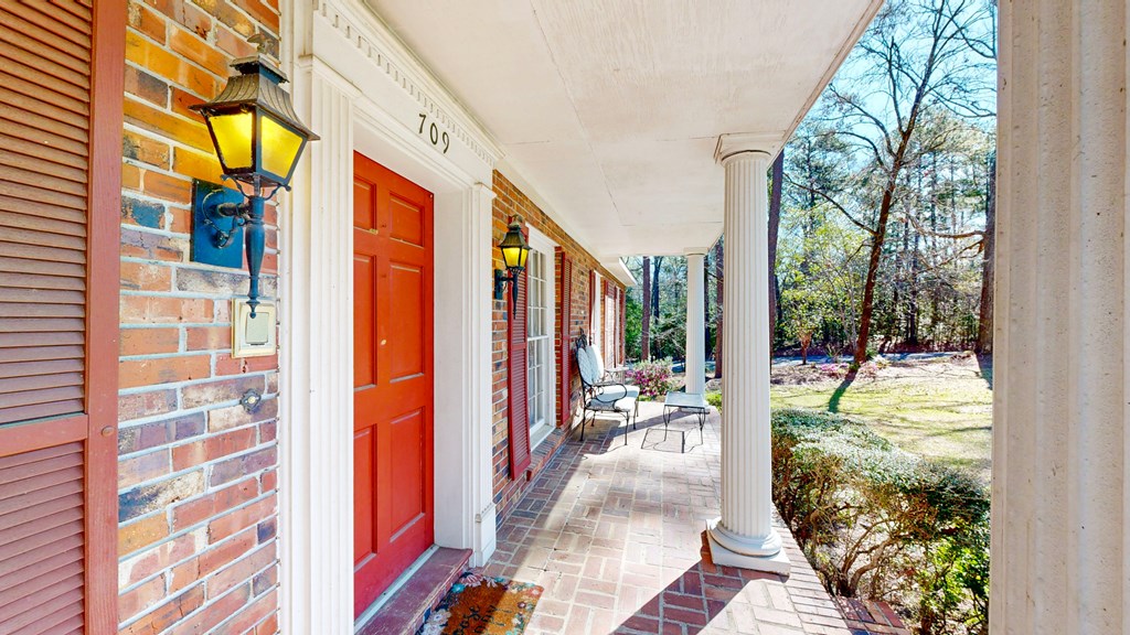 709 Rosemont Drive, Dothan, Alabama image 4