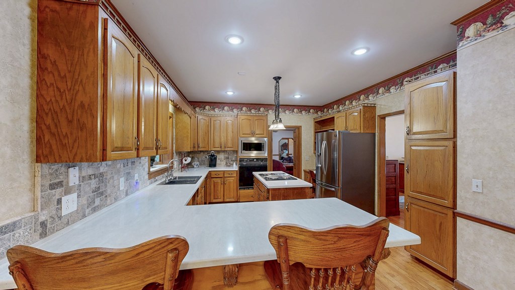 Cowarts, Alabama 36321, United States, 5 Bedrooms Bedrooms, ,3 BathroomsBathrooms,Residential,Active,224906