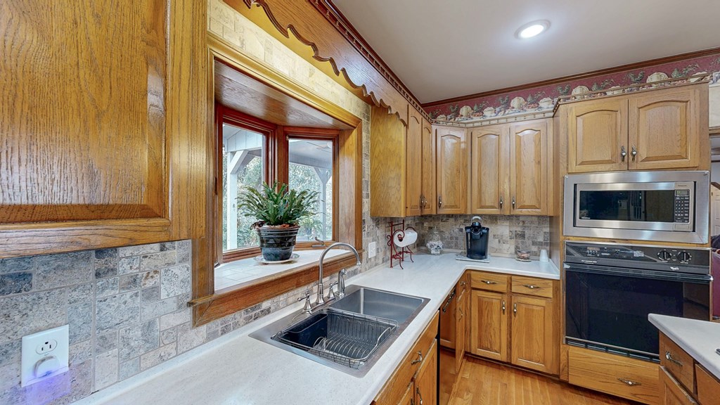 Cowarts, Alabama 36321, United States, 5 Bedrooms Bedrooms, ,3 BathroomsBathrooms,Residential,Active,224906