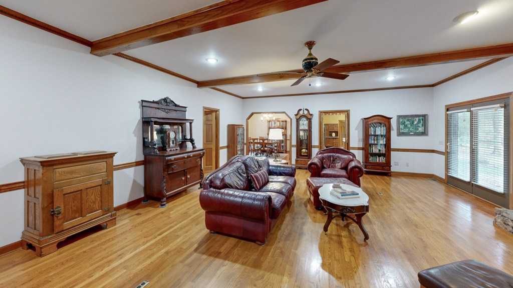 Cowarts, Alabama 36321, United States, 5 Bedrooms Bedrooms, ,3 BathroomsBathrooms,Residential,Active,224906