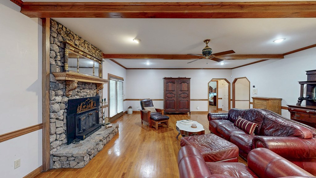 Cowarts, Alabama 36321, United States, 5 Bedrooms Bedrooms, ,3 BathroomsBathrooms,Residential,Active,224906