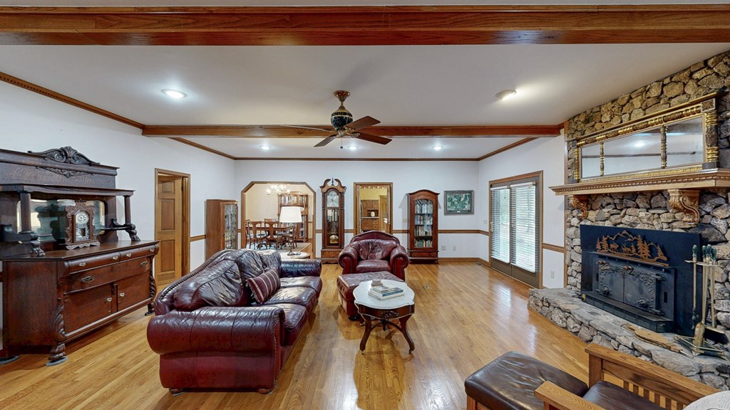 Cowarts, Alabama 36321, United States, 5 Bedrooms Bedrooms, ,3 BathroomsBathrooms,Residential,Active,224906