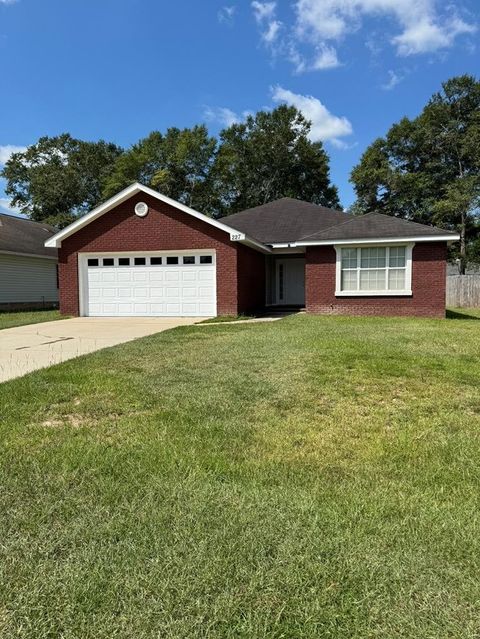 Homes For Sale - 227 Primrose Dr<br/> Houston County, Dothan, AL 36301