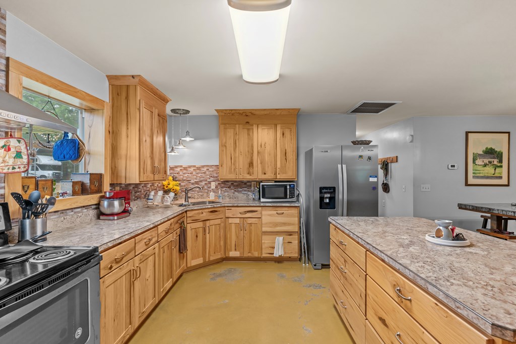 2230 D Hodge, Cottonwood, Alabama image 24
