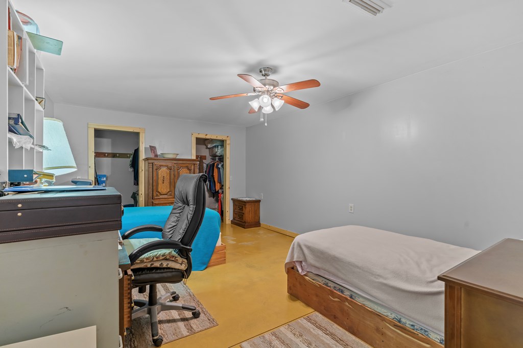 2230 D Hodge, Cottonwood, Alabama image 30