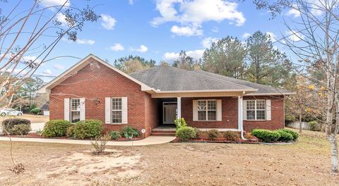 Homes For Sale - 264 Plantation Way<br/> Ozark, AL 36360
