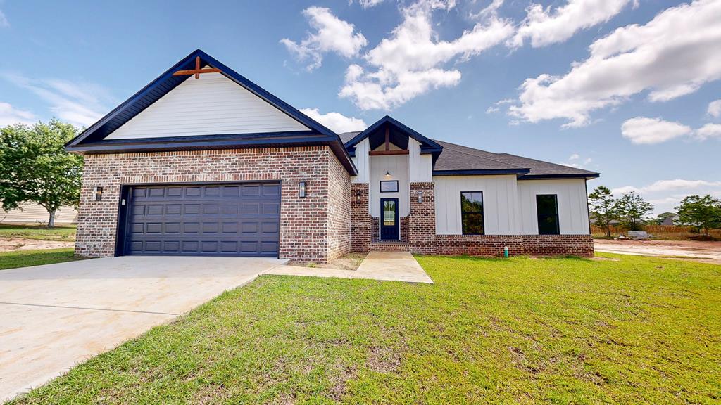 108 Weeping Willow Trail, Headland, Alabama image 1