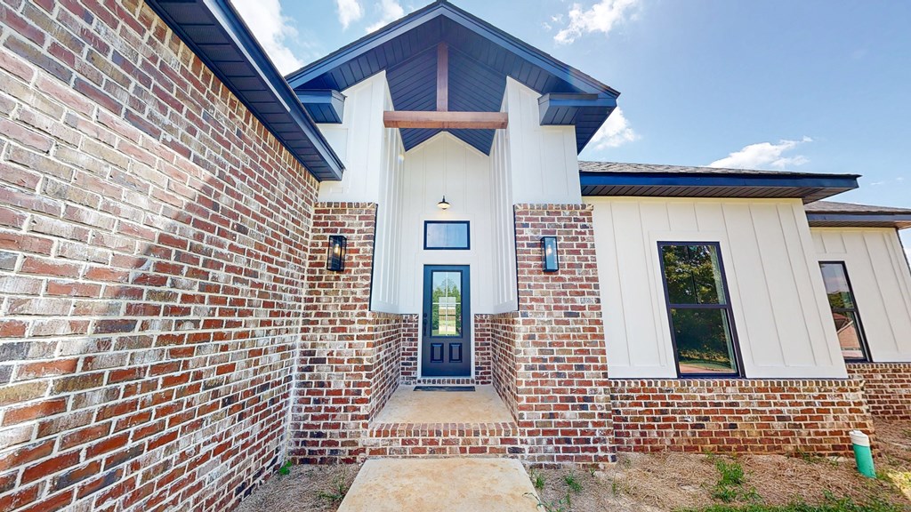 108 Weeping Willow Trail, Headland, Alabama image 2
