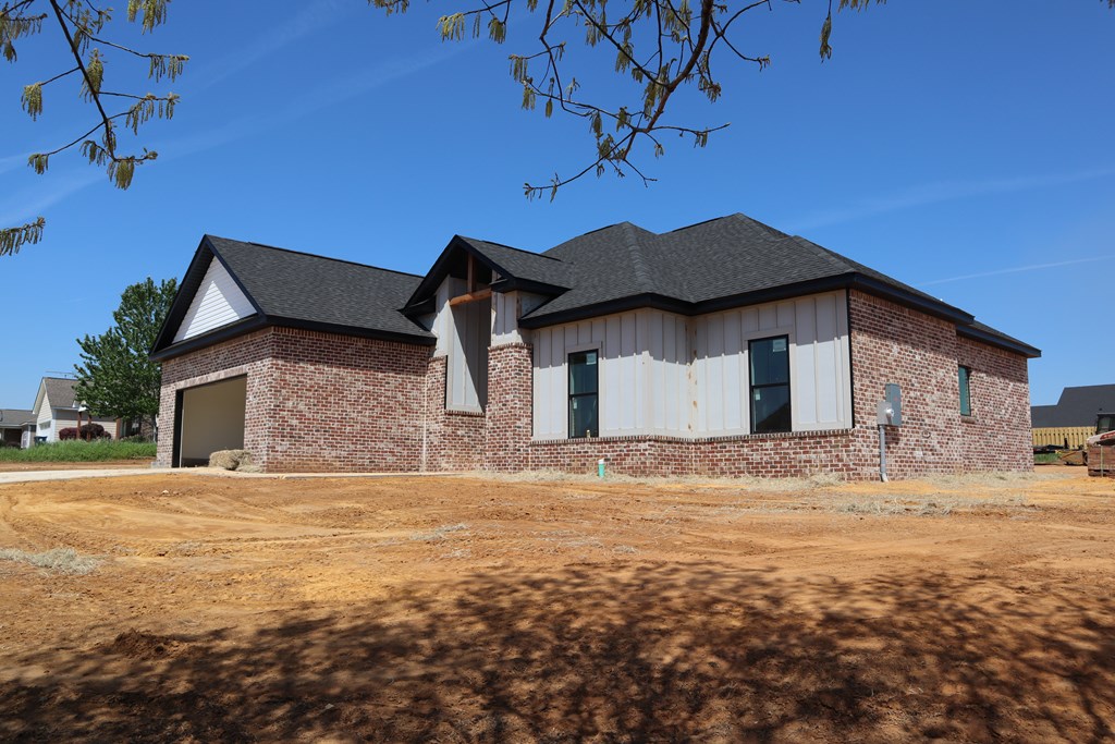 108 Weeping Willow Trail, Headland, Alabama image 2