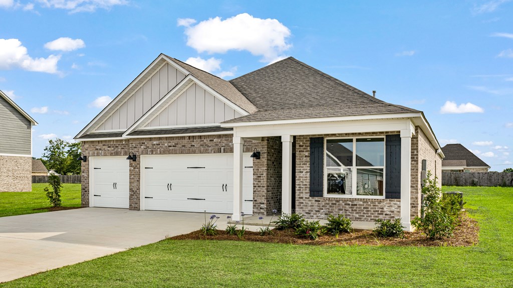 105 Creekridge Street, Headland, Alabama image 2