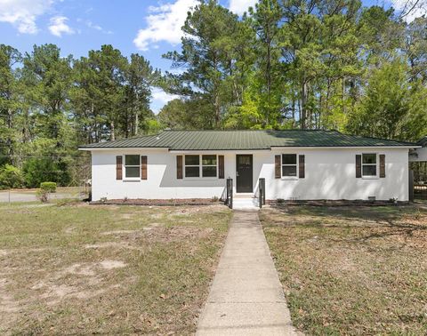 Homes For Sale - 130 Young America Drive<br/> Houston County, Dothan, AL 36303