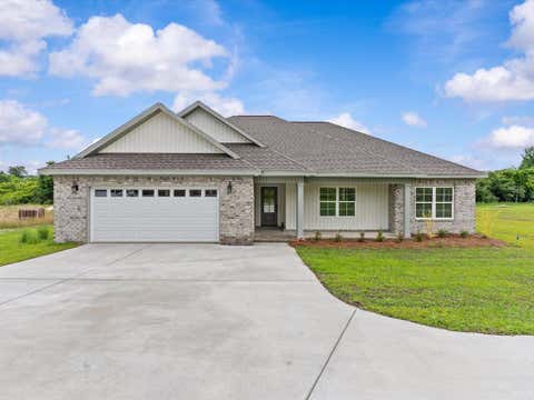 Homes For Sale - 562 N John Street<br/> New Brockton, AL 36351