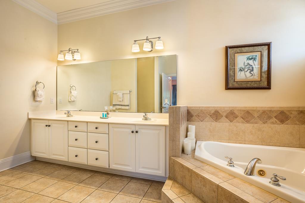 St. George Island, Florida, 32328, United States, 4 Bedrooms Bedrooms, ,4 BathroomsBathrooms,Residential,Active,1788582