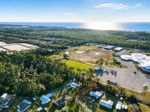 Photo of 117 Monica Dr, Port Saint Joe, FL 32456 (MLS # 326551)