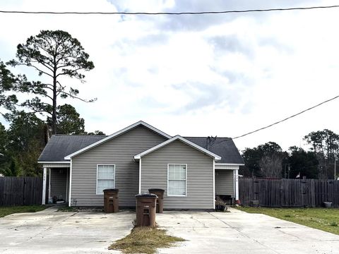Photo of 734 Jones Homestead Rd, Port Saint Joe, FL 32456 (MLS # 324883)