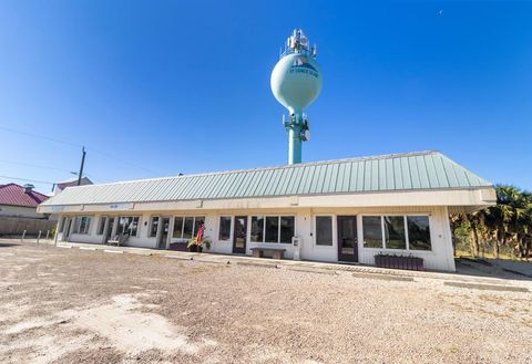 Photo of 140 W 1st St, Saint George Island, FL 32328 (MLS # 320201)