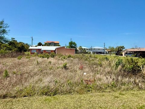 Photo of 133 Pine St, Mexico Beach, FL 32456 (MLS # 321525)
