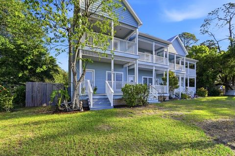 Photo of 309 Hwy 98 #1, Apalachicola, FL 32320 (MLS # 327939)