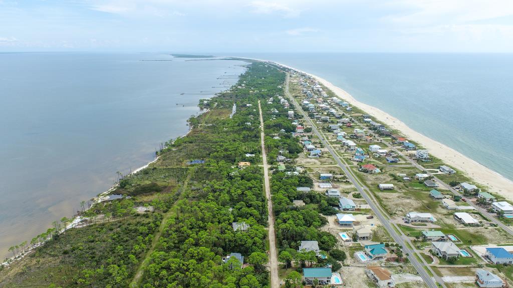 St. George Island, Florida 32328, United States, 2 Bedrooms Bedrooms, ,3 BathroomsBathrooms,Residential,Active,65390