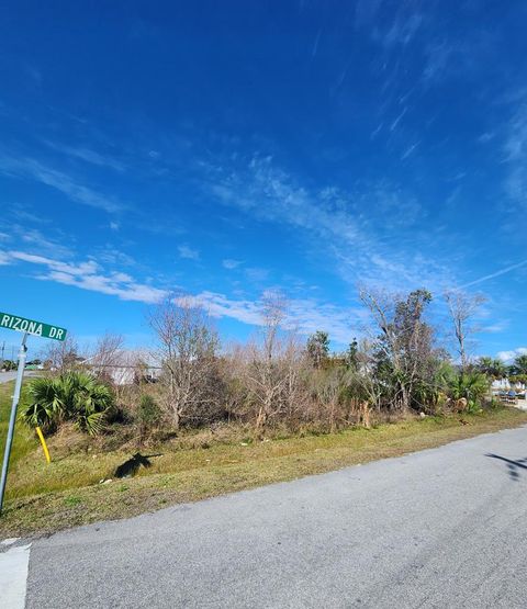 Photo of 401 Arizona Dr, Mexico Beach, FL 32456 (MLS # 324982)