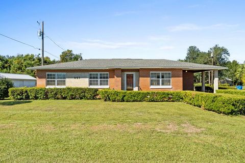 Photo of 351 Hwy 71 N, Wewahitchka, FL 32465 (MLS # 324424)