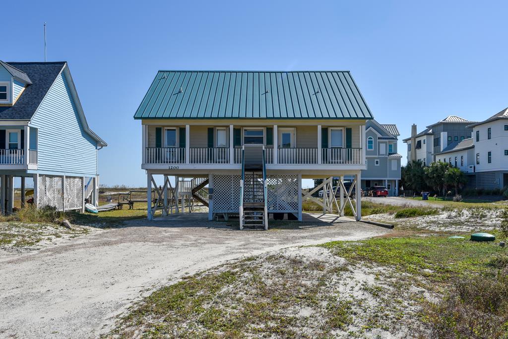 St. George Island, Florida, 32328, United States, 4 Bedrooms Bedrooms, ,3 BathroomsBathrooms,Residential,Active,2013131
