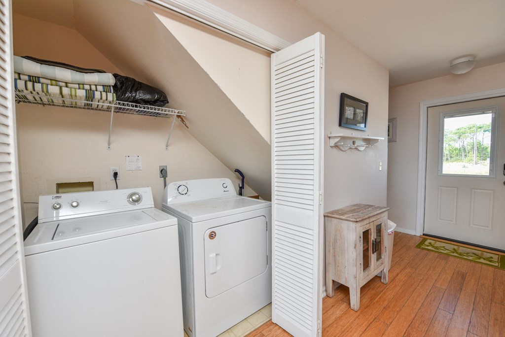 St. George Island, Florida, 32328, United States, 4 Bedrooms Bedrooms, ,3 BathroomsBathrooms,Residential,Active,2013131