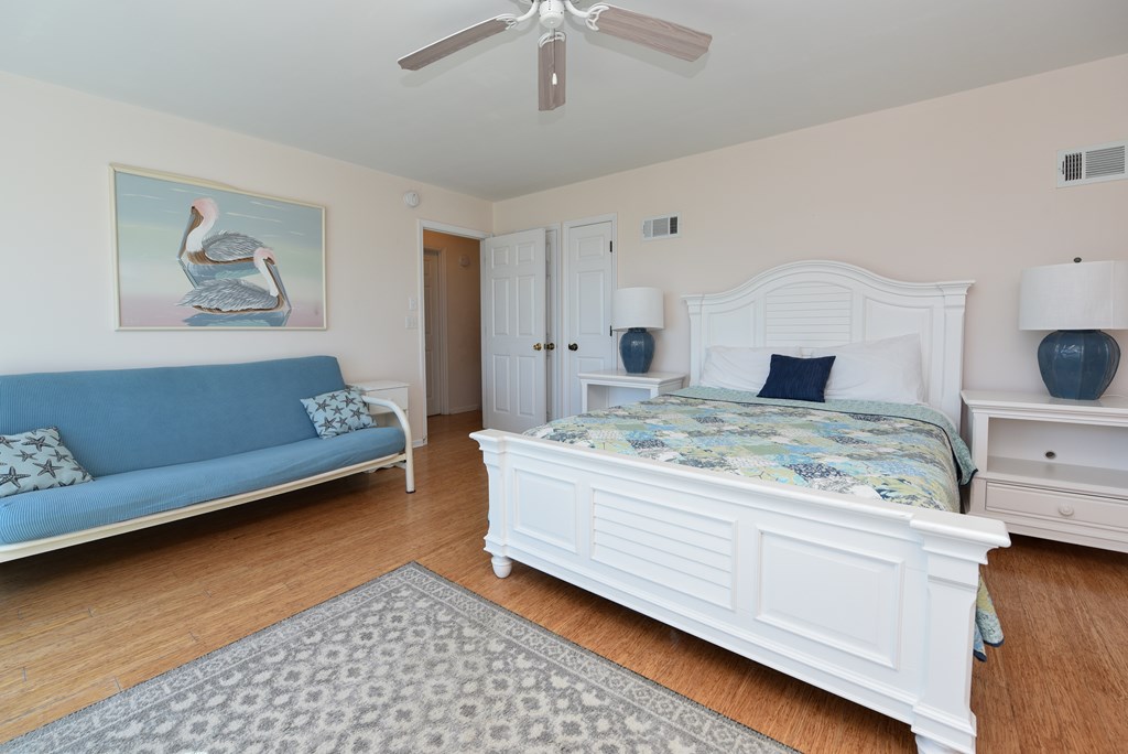 St. George Island, Florida, 32328, United States, 4 Bedrooms Bedrooms, ,3 BathroomsBathrooms,Residential,Active,2013131