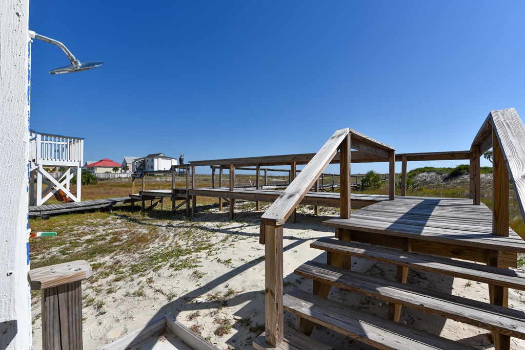 St. George Island, Florida, 32328, United States, 4 Bedrooms Bedrooms, ,3 BathroomsBathrooms,Residential,Active,2013131