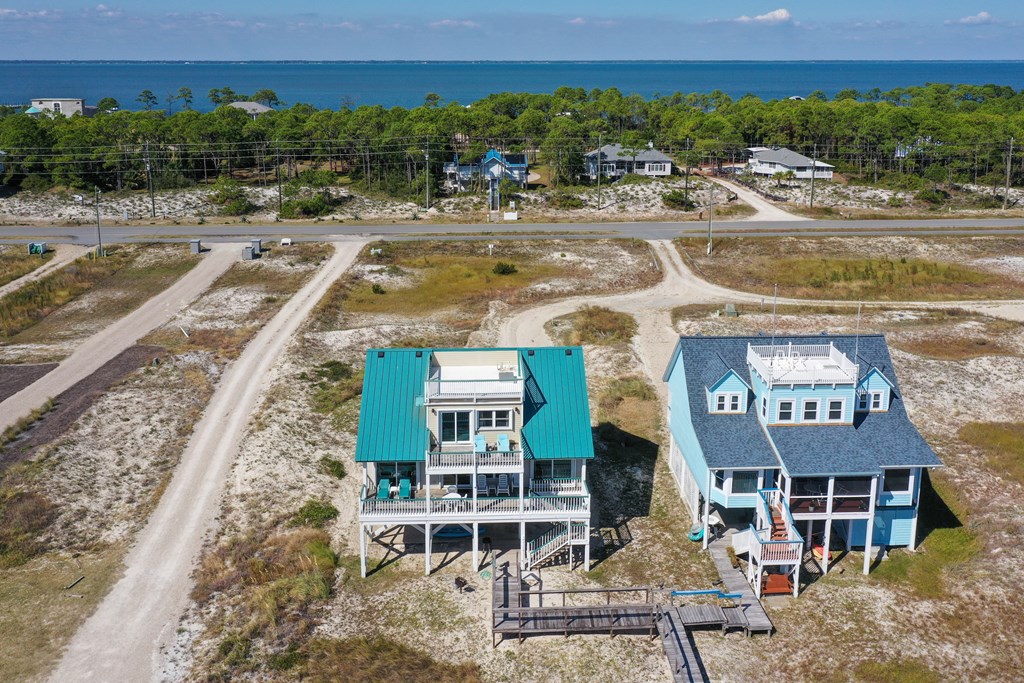 St. George Island, Florida, 32328, United States, 4 Bedrooms Bedrooms, ,3 BathroomsBathrooms,Residential,Active,2013131