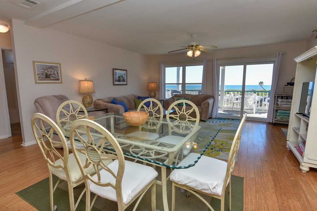 St. George Island, Florida, 32328, United States, 4 Bedrooms Bedrooms, ,3 BathroomsBathrooms,Residential,Active,2013131