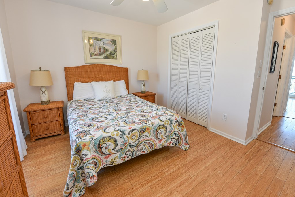 St. George Island, Florida, 32328, United States, 4 Bedrooms Bedrooms, ,3 BathroomsBathrooms,Residential,Active,2013131