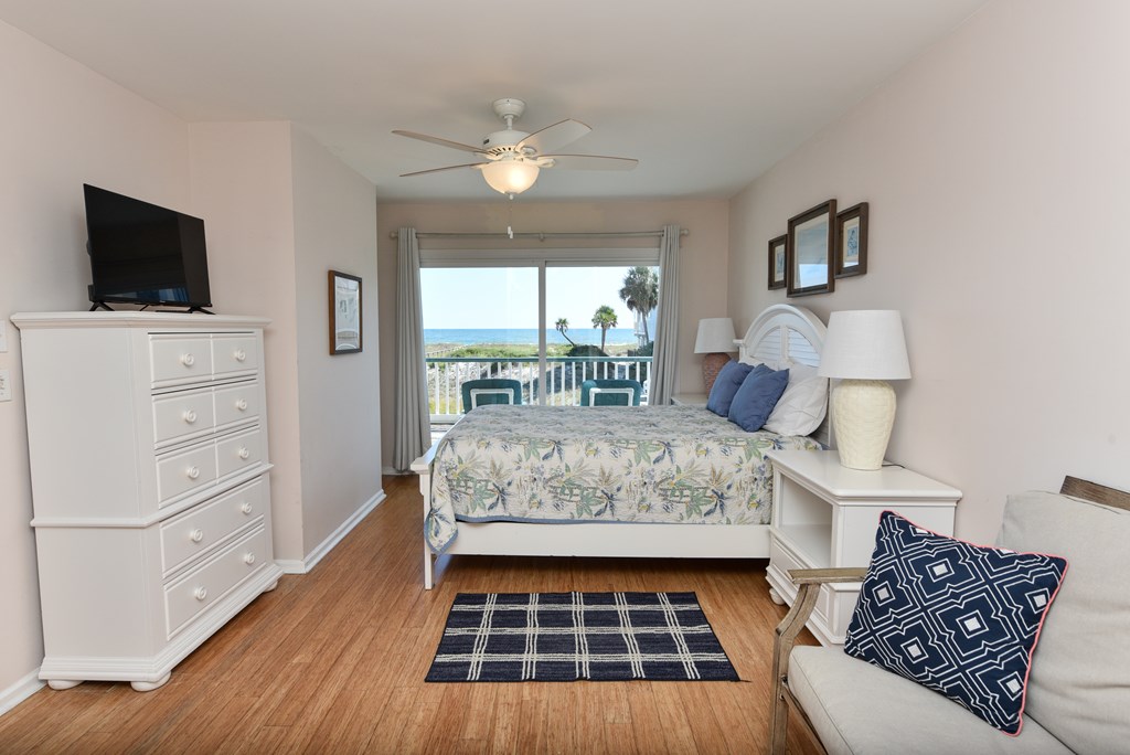 St. George Island, Florida, 32328, United States, 4 Bedrooms Bedrooms, ,3 BathroomsBathrooms,Residential,Active,2013131