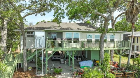 Photo of 2320 Hwy 98 E, Carrabelle, FL 32323 (MLS # 328264)