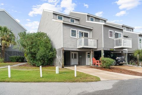 Photo of 533 Barrier Dunes Dr, Port Saint Joe, FL 32456 (MLS # 324719)