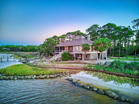 Photo of 1419 Dove Ln, Saint George Island, FL 32328 (MLS # 322061)