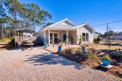 Photo of 229 Fred Meyer St, Apalachicola, FL 32320 (MLS # 325212)