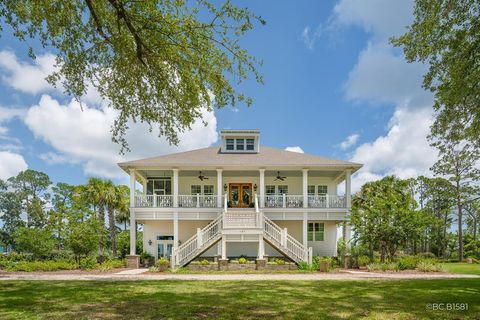 Photo of 107 Dupont Dr, Port Saint Joe, FL 32456 (MLS # 323913)