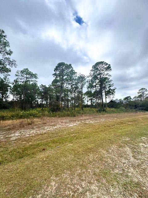 Photo of 400 Ridgecrest Pkwy, Eastpoint, FL 32328 (MLS # 324763)