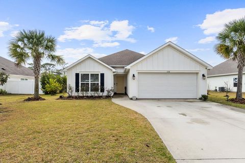 Photo of 116 Walkabout Ct, Port Saint Joe, FL 32456 (MLS # 324943)