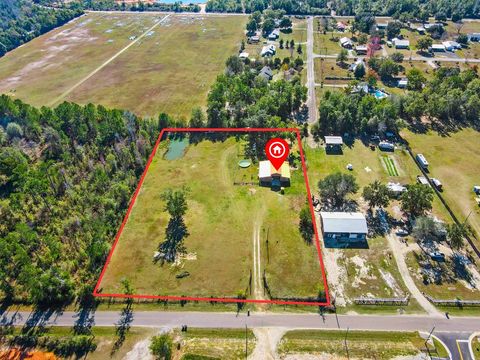 Photo of 260 Our Town Rd, Wewahitchka, FL 32465 (MLS # 324705)