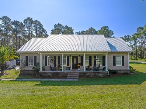 Photo of 150 Hathcock Rd, Apalachicola, FL 32320 (MLS # 324294)