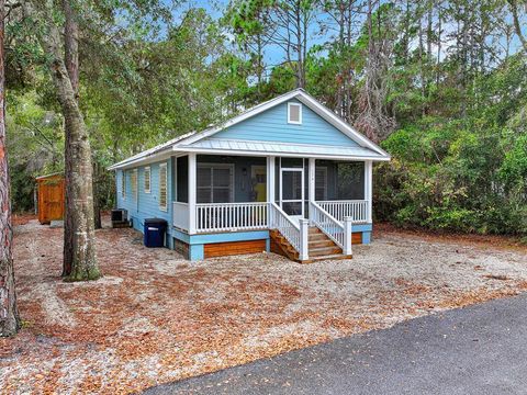 Photo of 174 Sawyer Ln, Apalachicola, FL 32320 (MLS # 325102)