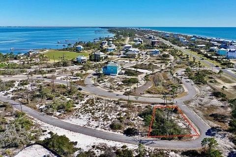 Photo of 78 Regatta Dr, Port Saint Joe, FL 32456 (MLS # 327739)