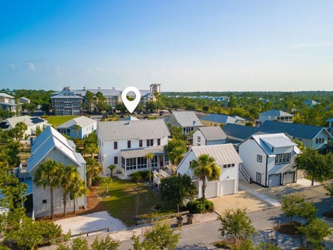 Photo of 105 Washboard Ct, Port Saint Joe, FL 32456 (MLS # 328846)